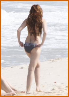 Miley Cyrus Delicious Ass in a Bikini